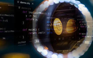 青岛 api php源码,下载的php源码怎么运行呢？